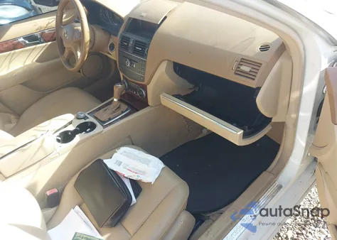 2008 Mercedes-Benz C 300 Luxury 4Matic/Sport 4Matic from USA, damaged, VIN WDDGF81X98F188443